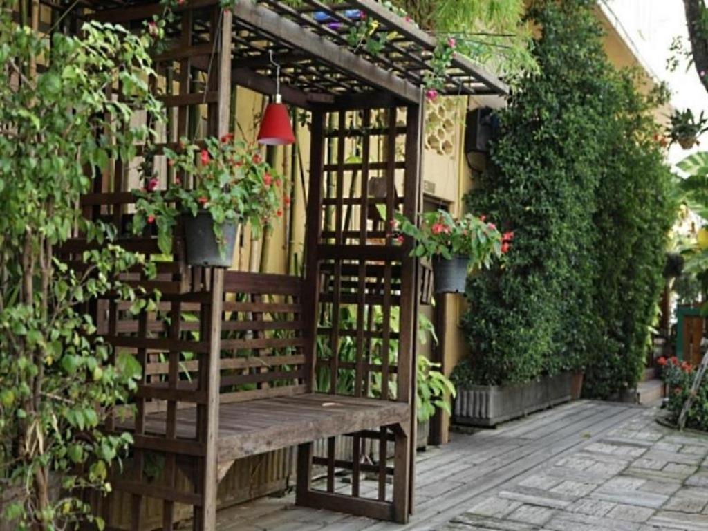 Loghome Boutique Чиангмай Экстерьер фото