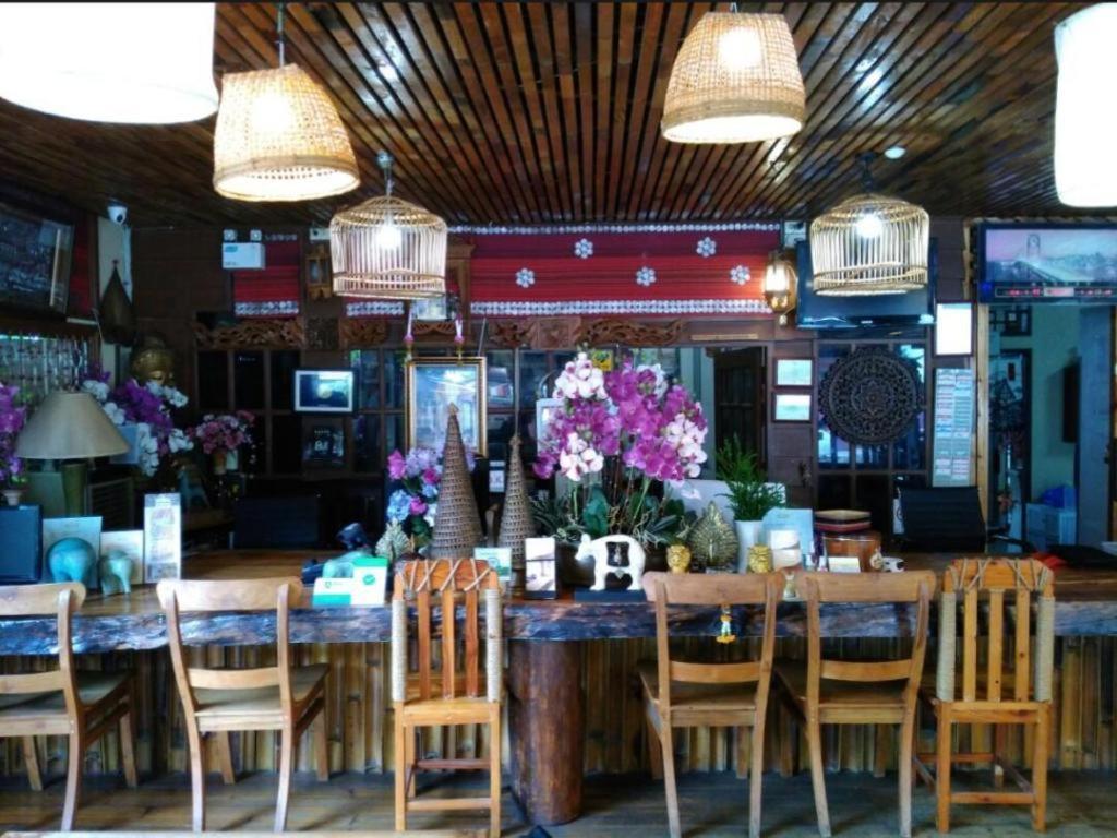 Loghome Boutique Чиангмай Экстерьер фото