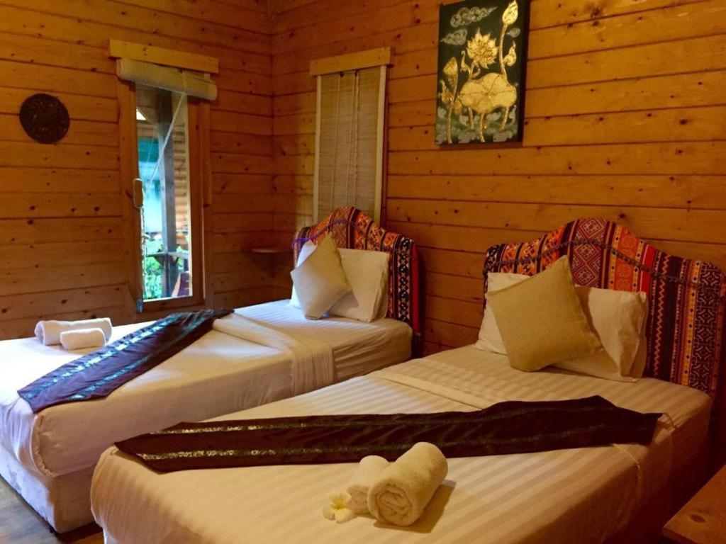 Loghome Boutique Чиангмай Экстерьер фото