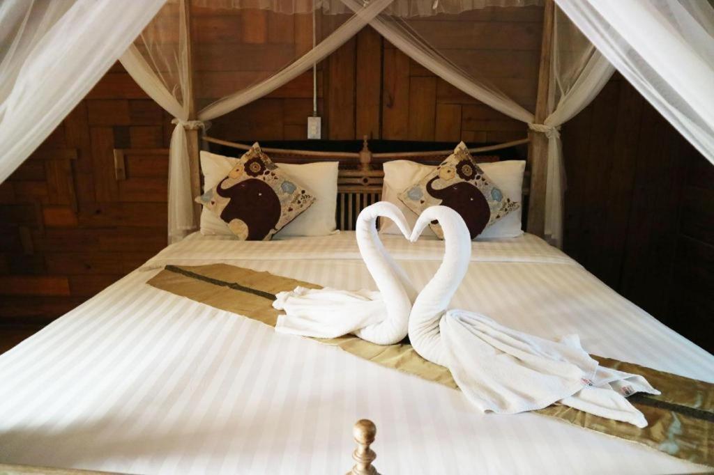 Loghome Boutique Чиангмай Экстерьер фото
