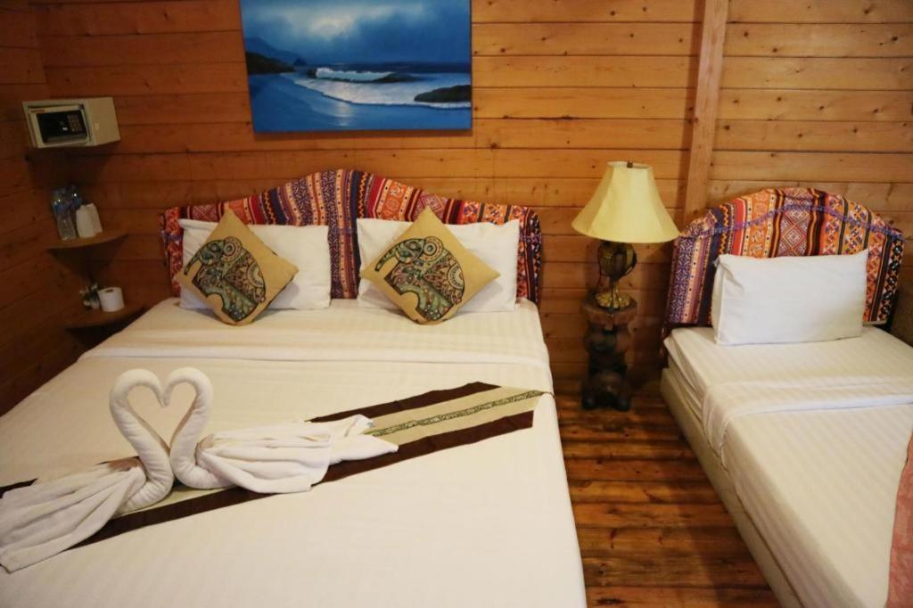 Loghome Boutique Чиангмай Экстерьер фото