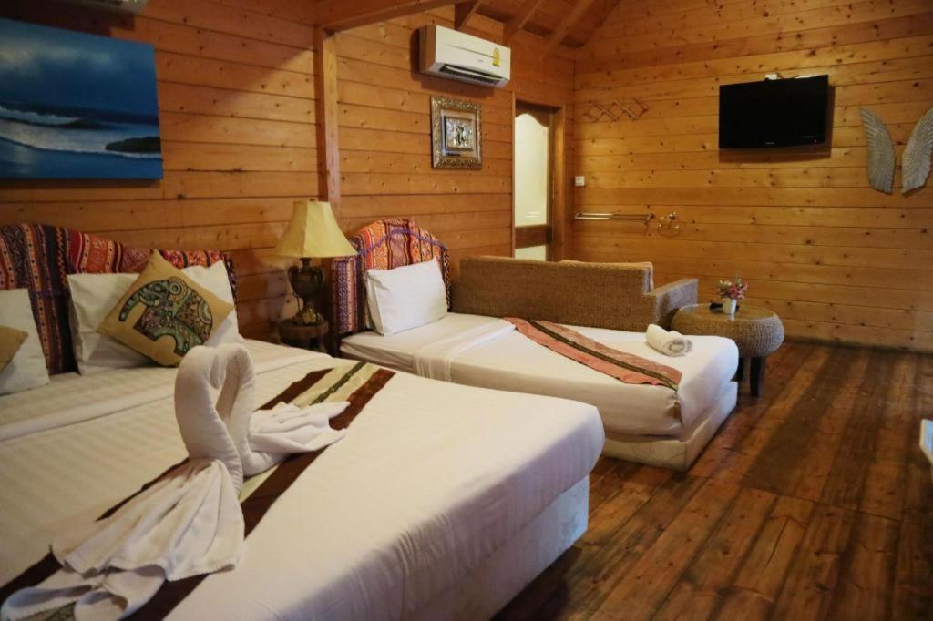 Loghome Boutique Чиангмай Экстерьер фото