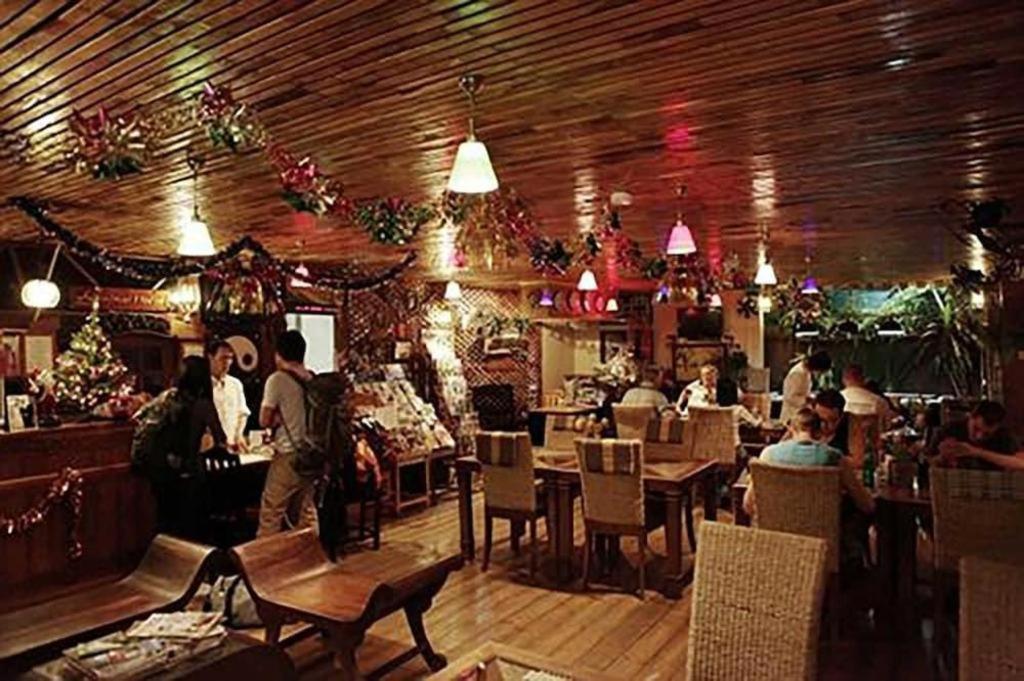 Loghome Boutique Чиангмай Экстерьер фото